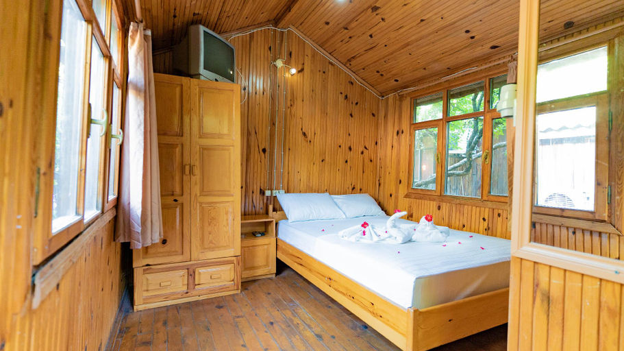 Bedroom, Turkmen Tree Houses, Kemer