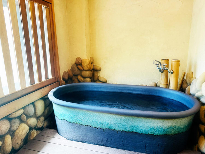 Bathroom 5, Kotobukitei, Komono