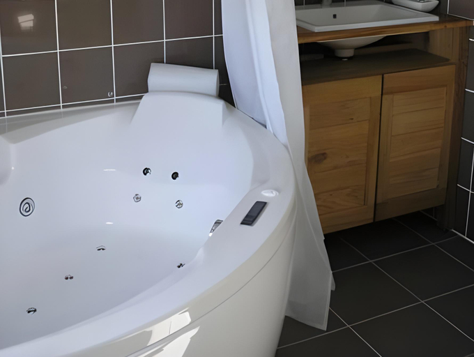 Bathroom 4, La Saudade, Ardèche