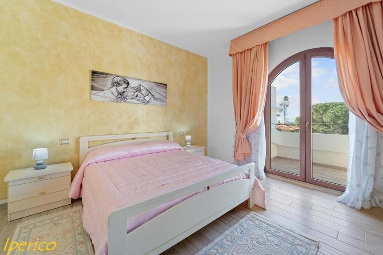 4, Villa Fraisca, Medio Campidano