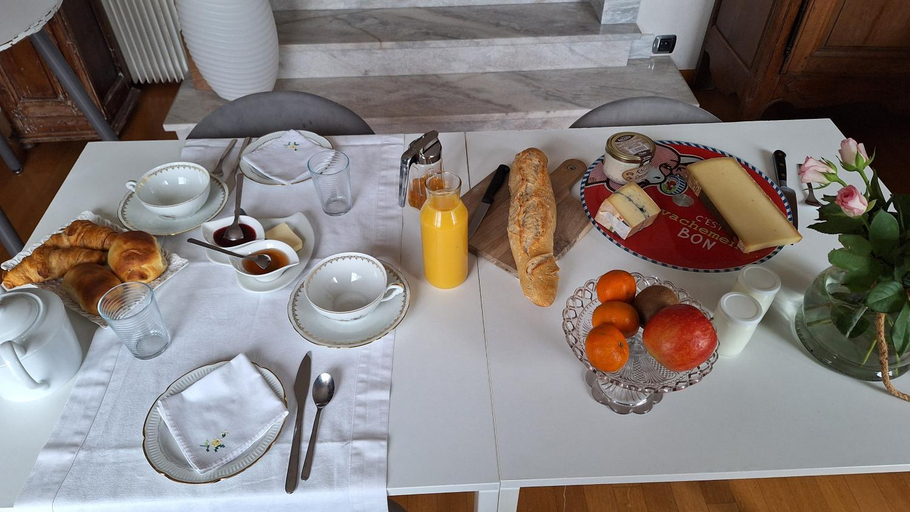 Food & Drinks 4, Chambres d'hotes Le relais globe trotteur, Jura
