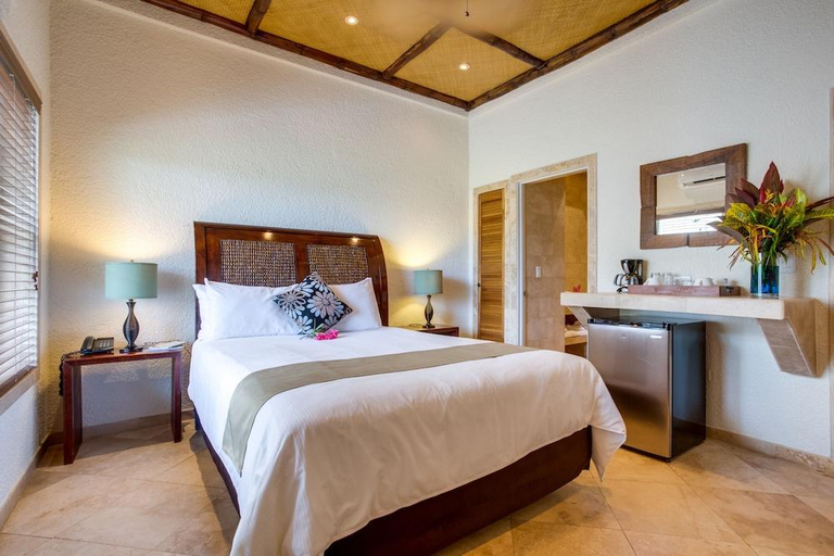 Bedroom 3, The Placencia
