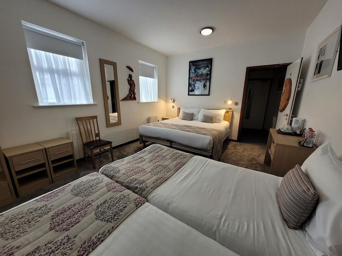 Bedroom 2, The Rostrevor Inn, Newry, Mourne and Down