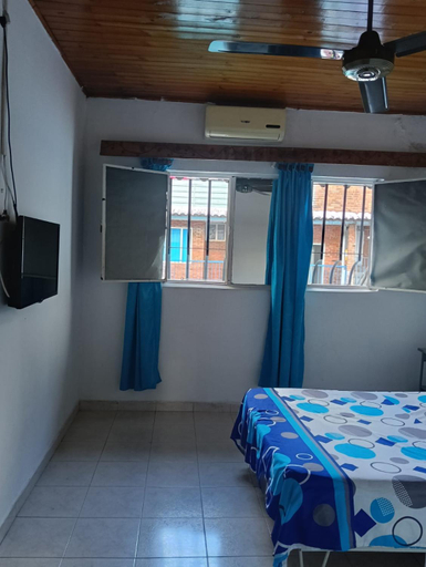 4, Hotel Piscina Melgar, Melgar