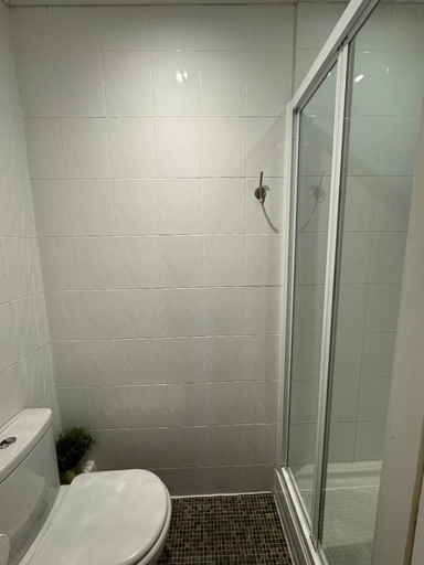 Bathroom 2, 45 The Square Holiday Apartments, Scarborough, North Yorkshire