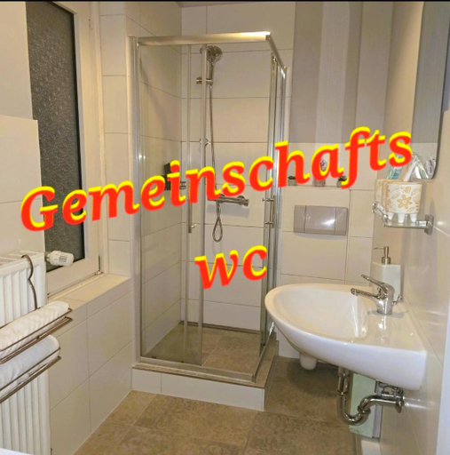 Bathroom 4, Gastehaus Bergedorf 2, Hamburg