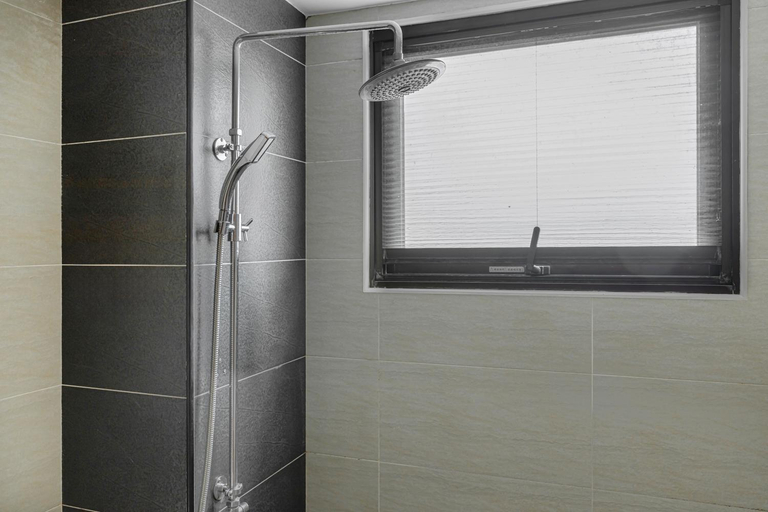 Bathroom 5, Passhappinesson, Yilan