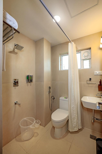 Bathroom, Sathyam Oasis, Tiruchirappalli