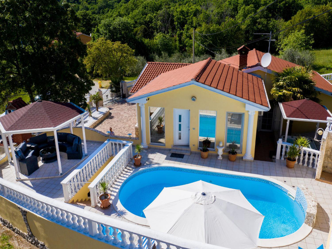 Sport & Beauty 2, Villa in Ripenda Kras with Pool and Sauna, Labin