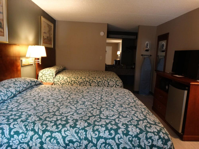 Bedroom 4, Deerfield Inn, Greene