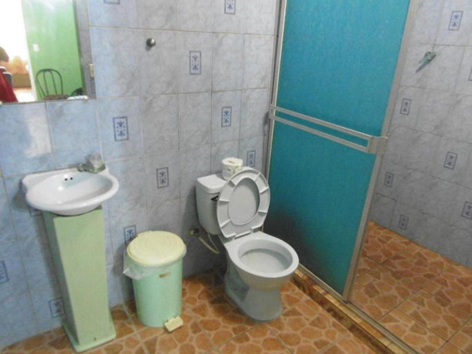 Bathroom 4, Hostal Dona Rosa, Bluefields