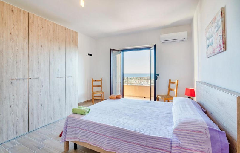 2, Badolato Apartments, Catanzaro