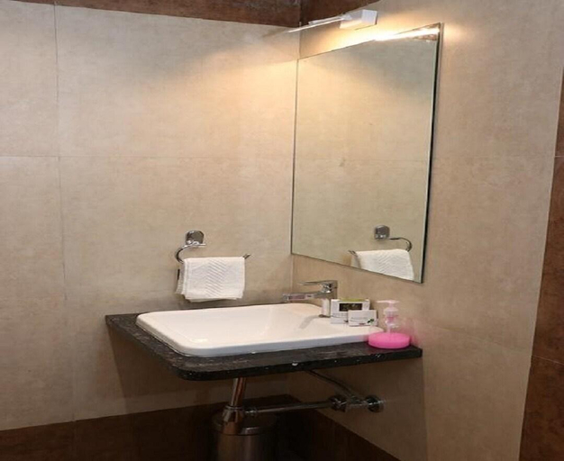 Bathroom 2, HOTEL CVR GRAND, Nanded