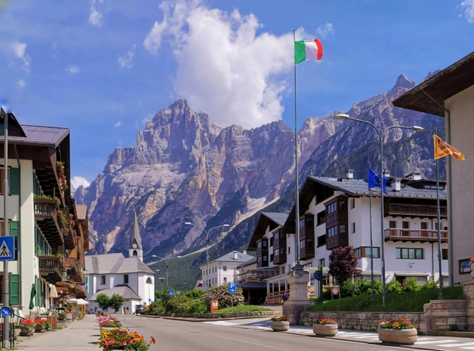Others 4, Residence Penie, Belluno