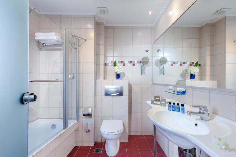 Bathroom 4, Tropical Hotel, Attica