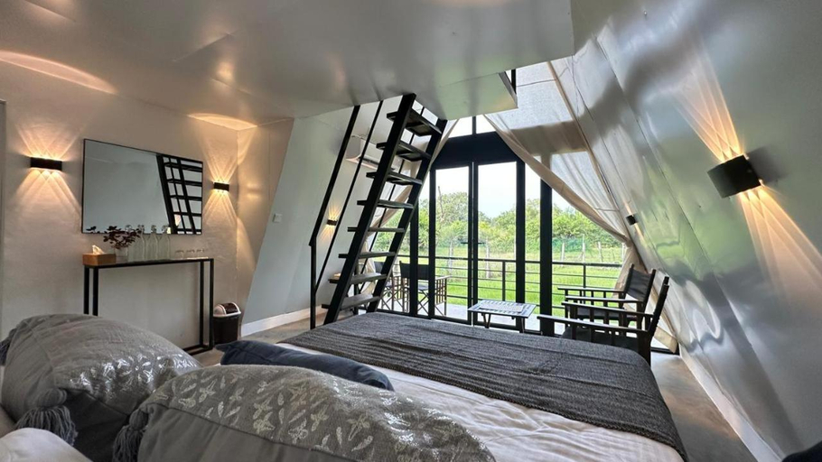 Bedroom 2, Camp Leopard - Yala Safari Glamping, Katharagama