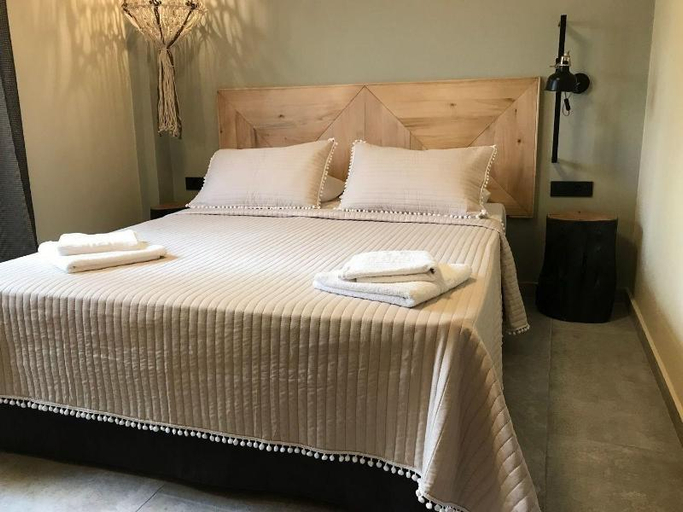Bedroom 3, Oasis Apartments, Peloponnese