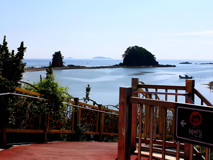 Others 5, Bangpo Beach Pension, Taean