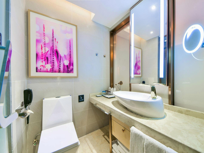 Bathroom 4, Lavande Hotel Dali High-Speed Railway Station Erhai Park, Dali Bai