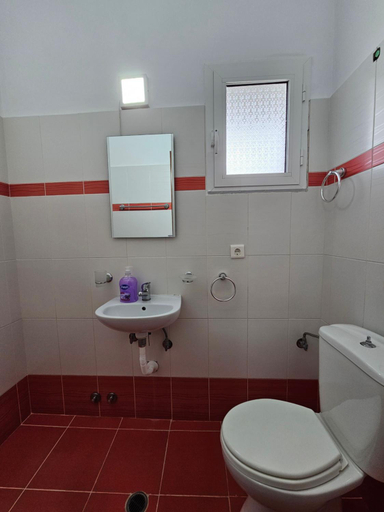 Bathroom 4, Guest House Bledar, Sarandës