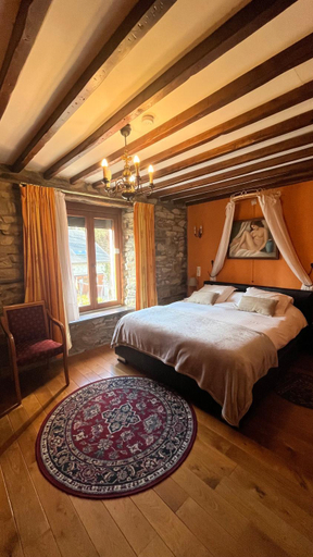 Others 5, B&B Nord Sud, Luxembourg