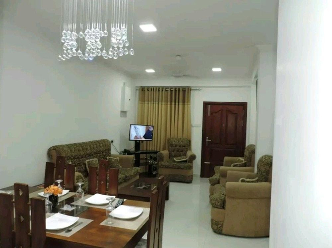 Others 5, Sara luxury apartment, Thimbirigasyaya