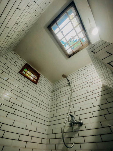Bathroom 3, Coffee Homestay Tetebatu, Lombok