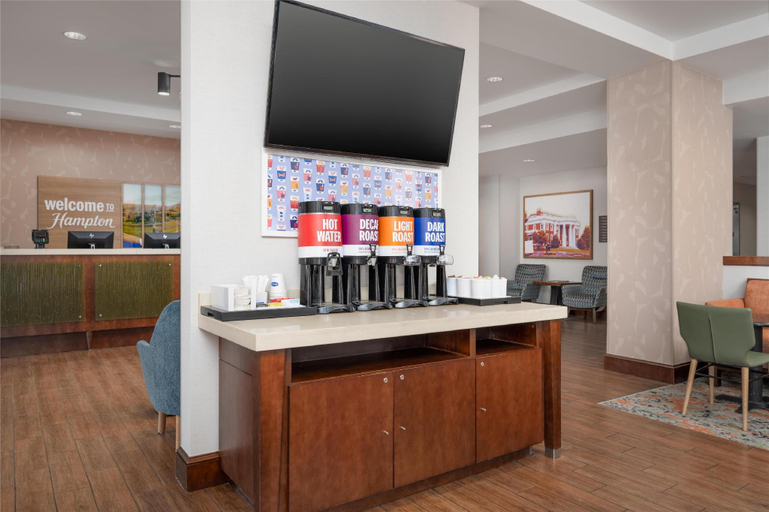 Food & Drinks 4, Hampton Inn Cleveland, Bradley