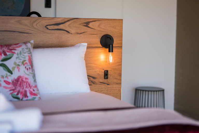Bedroom 2, The Beltree Wine Country Glamping, Singleton