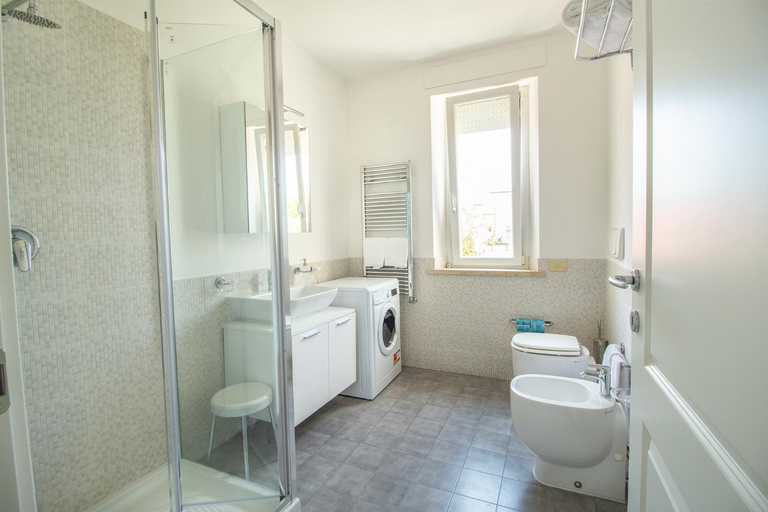 Bathroom 3, Residence Villa Livia, Livorno