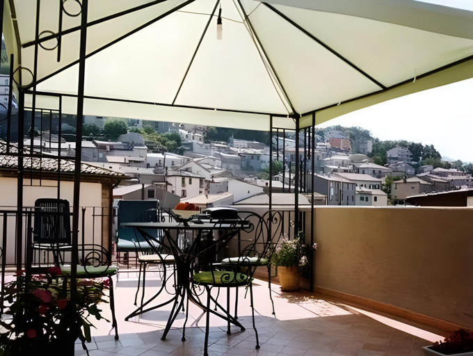 Others 2, B&B La Soffitta Del Barone, Cosenza