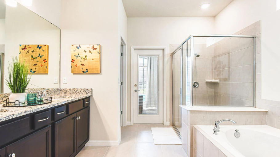 Bathroom 4, Avengers Game Room 10br Villa W/private Pool Spa, Polk