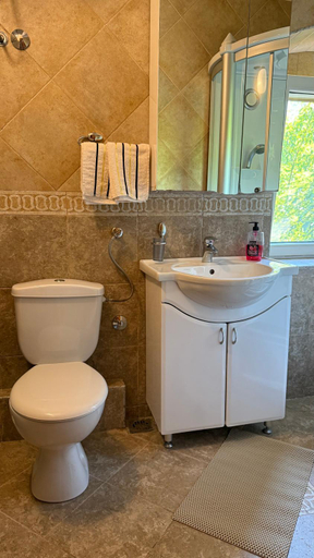 Bathroom 3, Villa Sunrise
