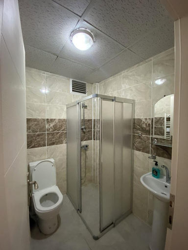 Bathroom, Nemesis Co Apart, Biga