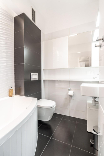 Bathroom 3, RentPlanet - Apartamenty Przemyslowa, Kraków City
