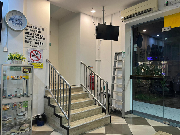 Others 5, Hotel JC 118, Sandakan