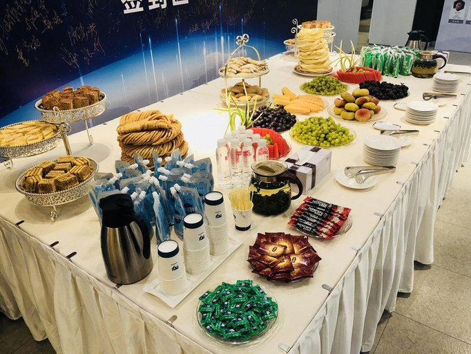Food & Drinks, Meike Building (Urumqi Xiaoxigou Subway Station), Ürümqi