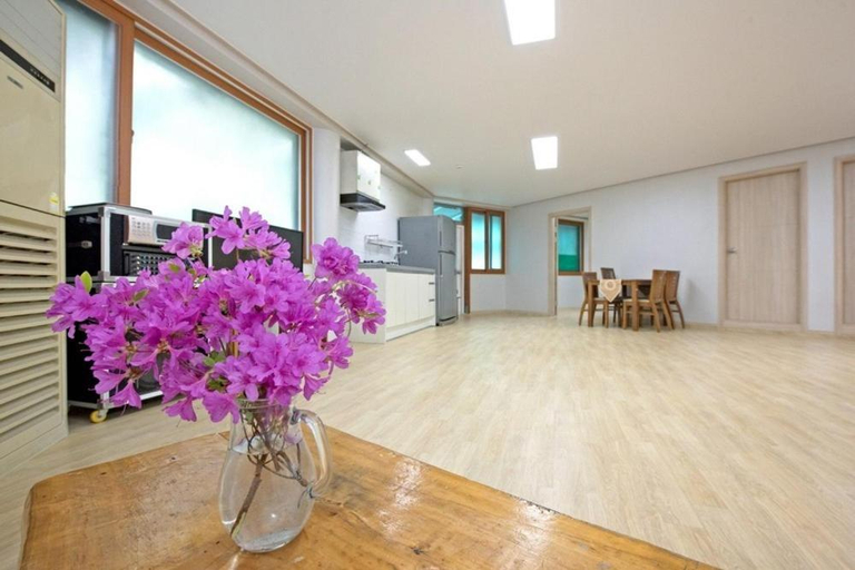 Others 5, Gangbyeonmaru Pension, Gapyeong