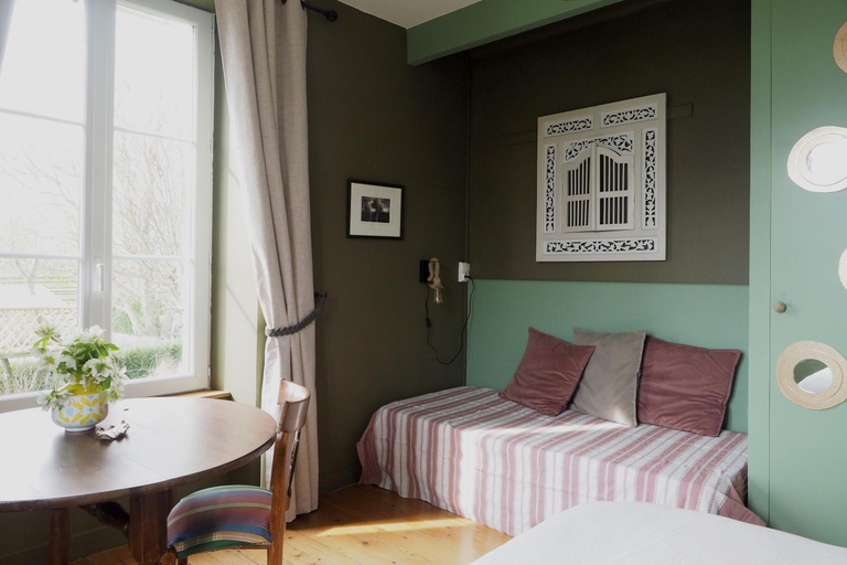 Bedroom 2, La Maison de 1868, Calvados