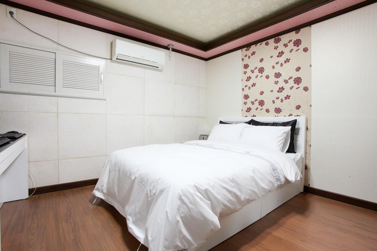 Bedroom 3, Yeonsinnae Hotel Mantova, Eun-pyeong