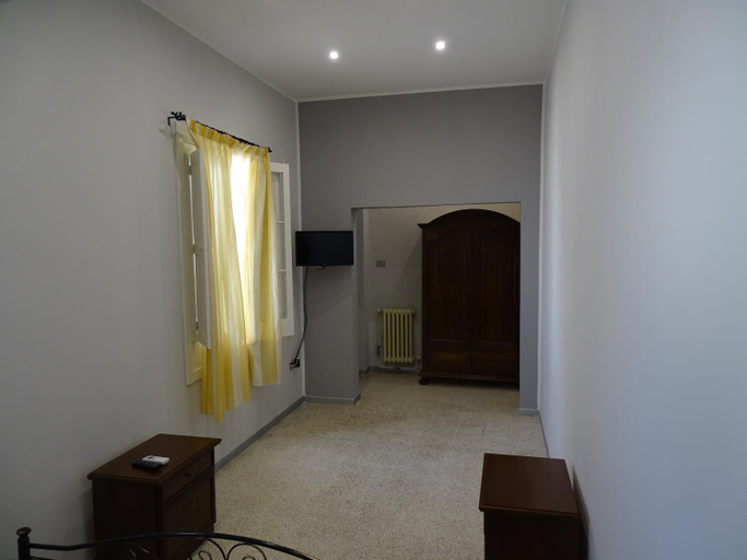 Others 3, b&b new antico palazzo, Lecce