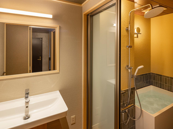 Bathroom 5, Hakonenomori Okada Hotel, Hakone