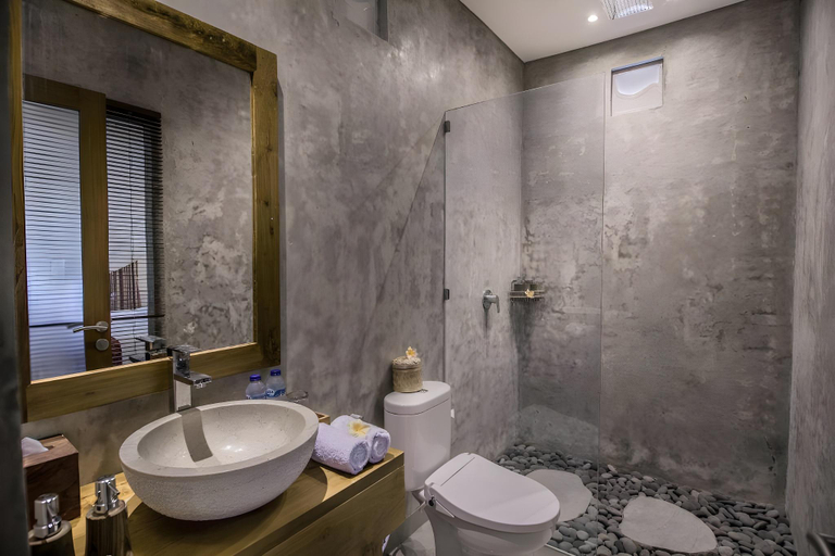 Bathroom 3, Mahadana Villas, Gianyar