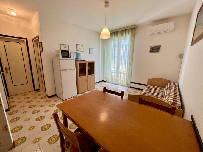 Others 4, Apartment for 4 people with terrace A C, Venezia