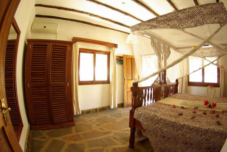 Bedroom 3, Jacaranda Beach Resort, Kilifi North