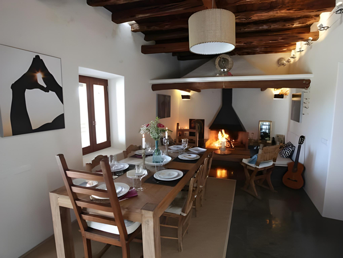 Food & Drinks 5, Can Skye, Baleares