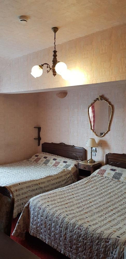Bedroom 2, Hôtel Louise de la Vallière, Indre-et-Loire