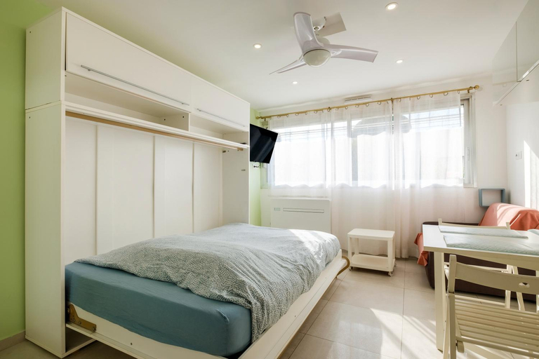 Bedroom 2, Studio Marina Baie Des Anges, Alpes-Maritimes