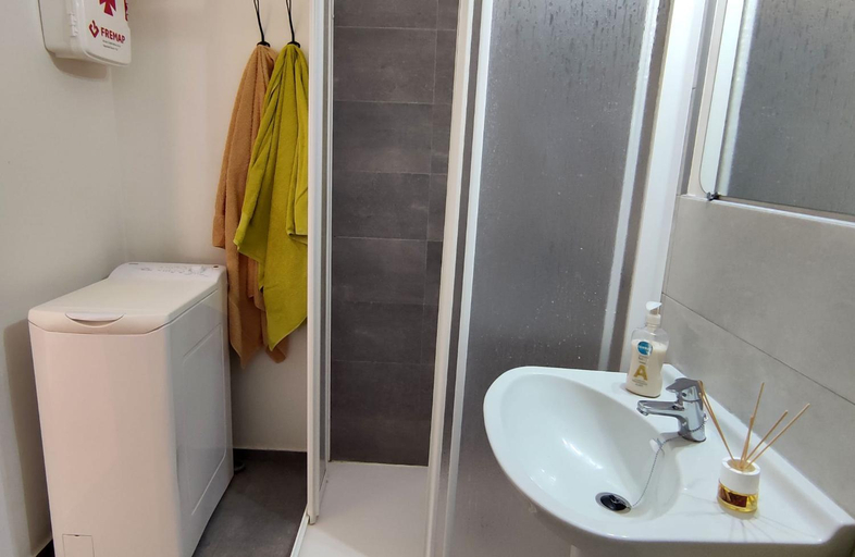 Bathroom 4, Apartamento Tamarindos II, Málaga