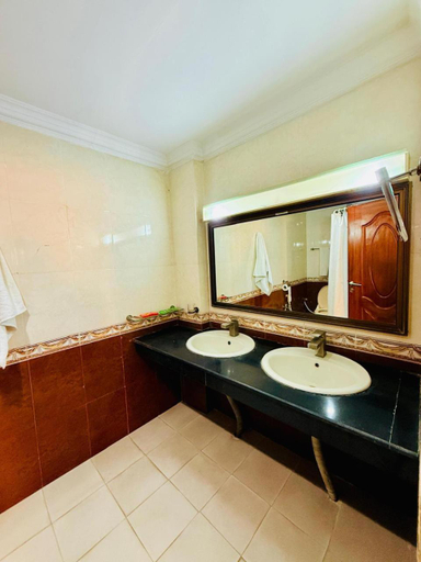 Bathroom 2, Pameer Hotel, Malakand